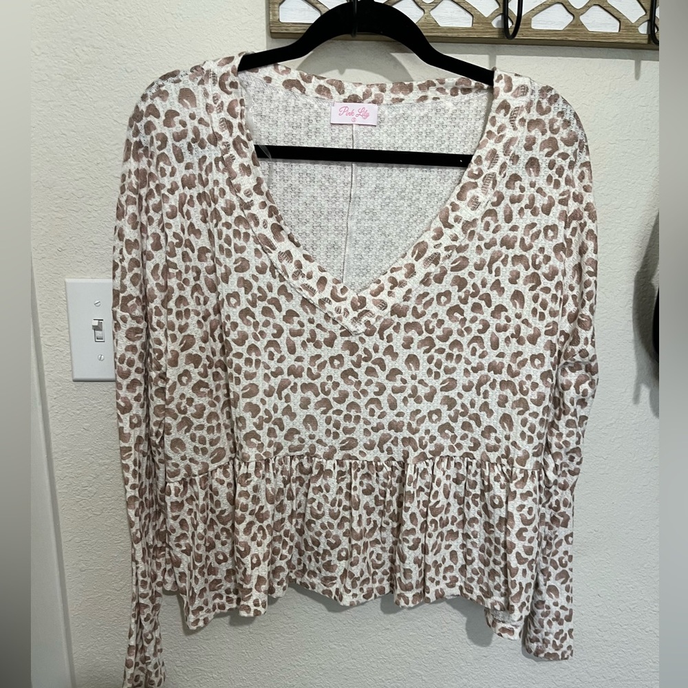 Pink lily cheetah long sleeve
